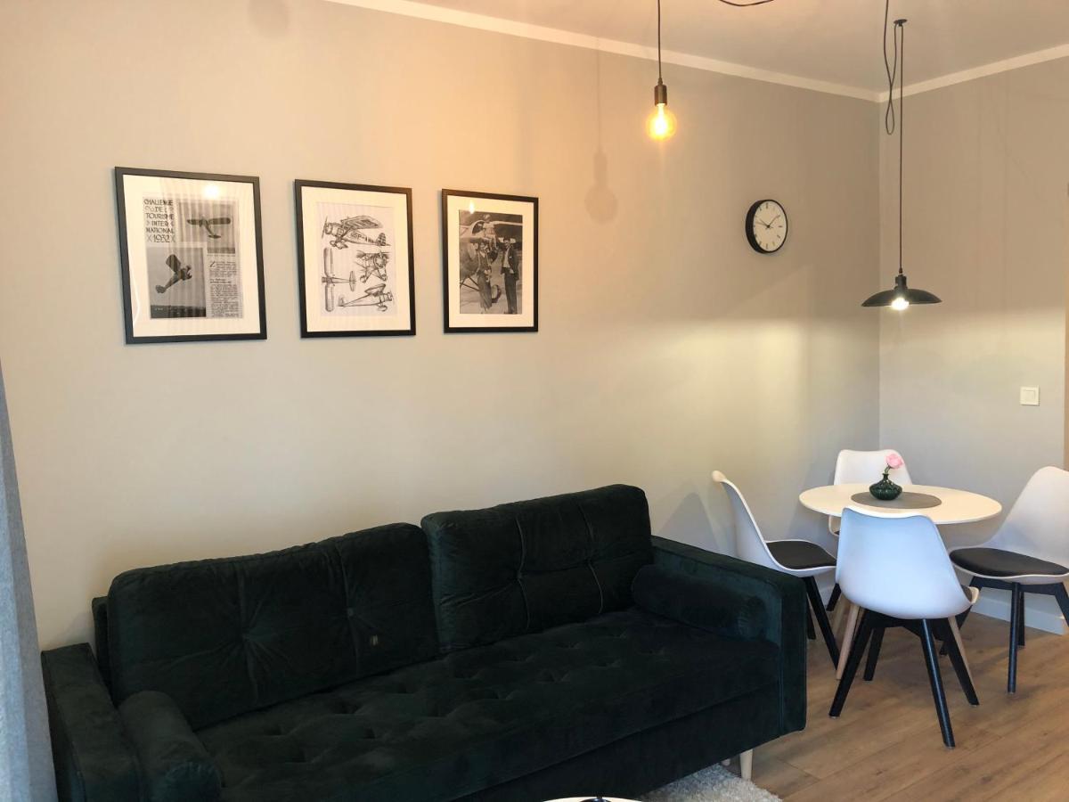 ורשה Vizzit Us Premium Apartments Marina Mokotow מראה חיצוני תמונה