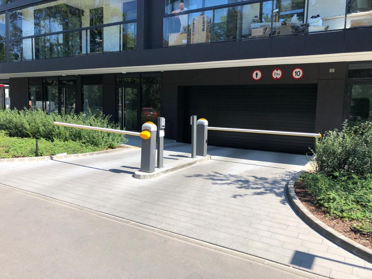 ורשה Vizzit Us Premium Apartments Marina Mokotow מראה חיצוני תמונה